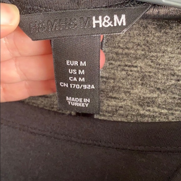 H&M blouse - Picture 2 of 3